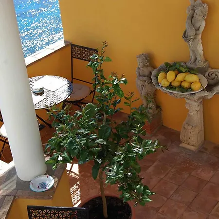 Bed & Breakfast La Terrazza Sul Mare