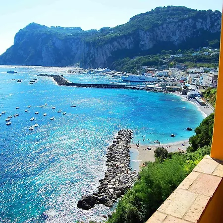 La Terrazza Sul Mare Bed & Breakfast