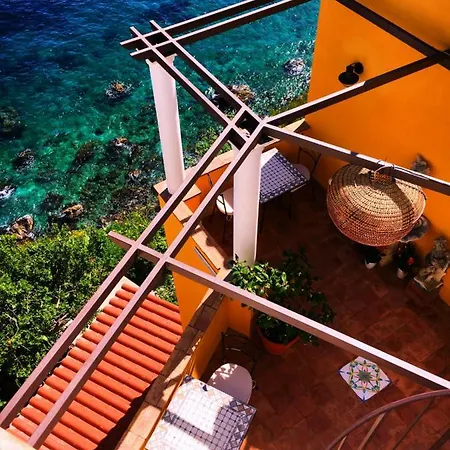 La Terrazza Sul Mare Bed & Breakfast 4*