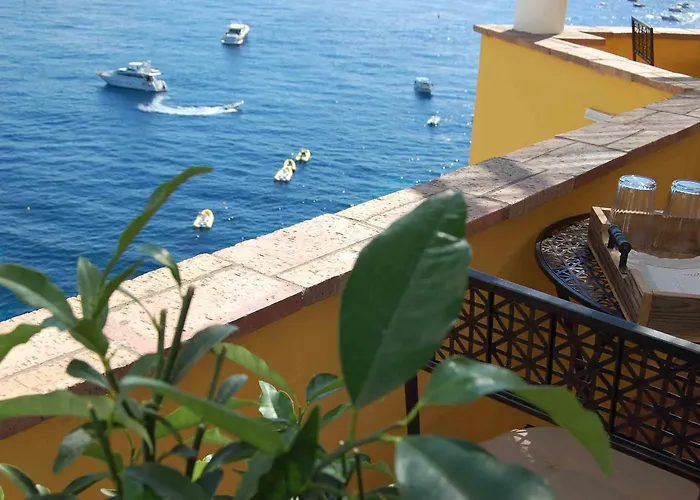 Oda ve Kahvaltı La Terrazza Sul Mare