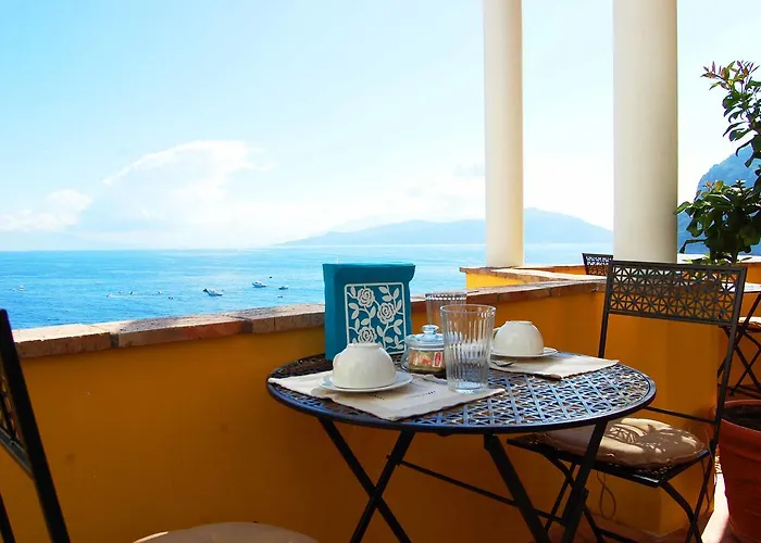 Oda ve Kahvaltı La Terrazza Sul Mare Capri