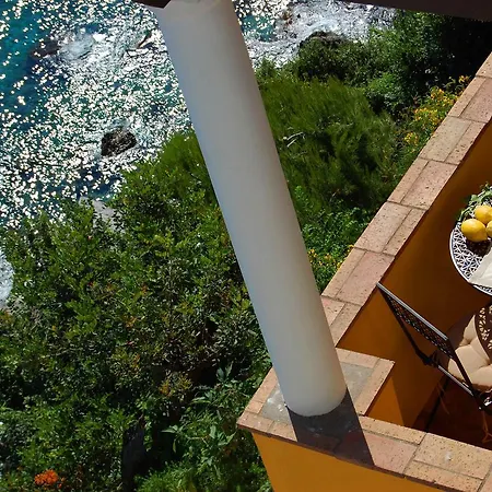 La Terrazza Sul Mare Bed & Breakfast