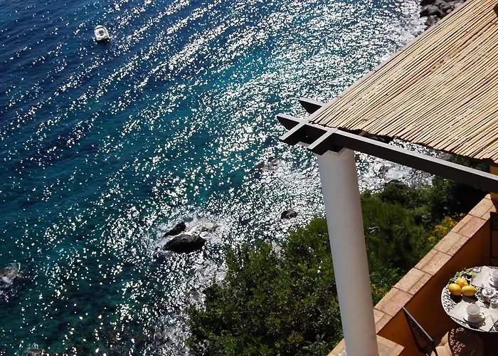 La Terrazza Sul Mare 4* كابري